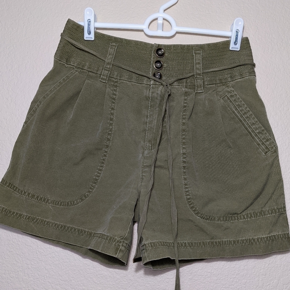 Marc Jacobs High Waist Olive Workwear Shorts with Belt
